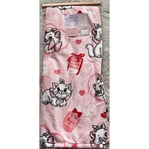 Disney Aristocats Marie Valentines Macaroons Soft Throw‎ Blanket 50X70" Pink NEW